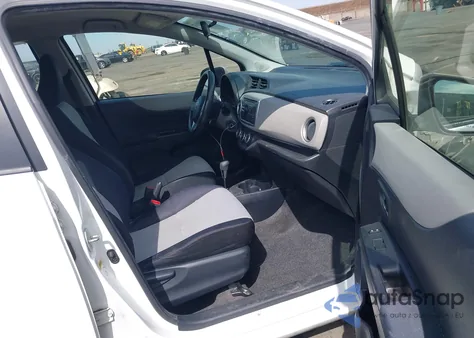 2013 Toyota Yaris Le from USA, damaged, VIN JTDKTUD36DD544156